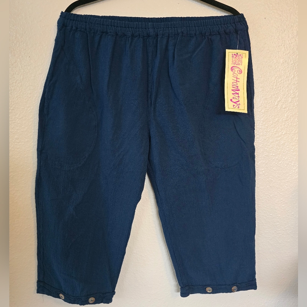 Cottonways NWT Women's Blue Capris